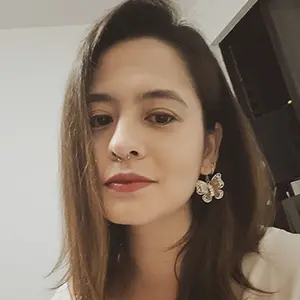Aline Uchida